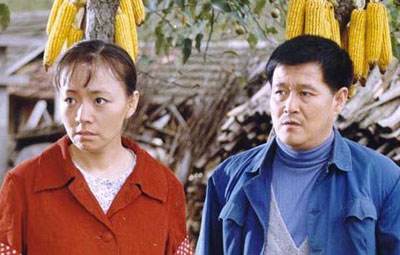 男妇女主任凤莲的扮演者是宋丹丹