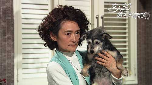 女人30情定水舞间巫素梅