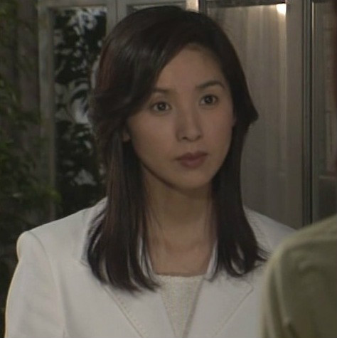 魔女的条件黑泽镜子