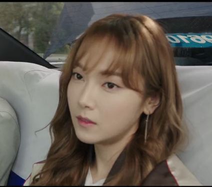 我是马布里杨晨的扮演者是郑秀妍