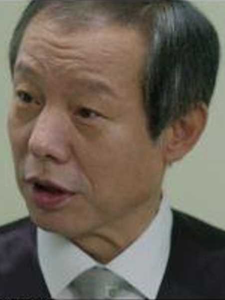 开始辩论张炳川