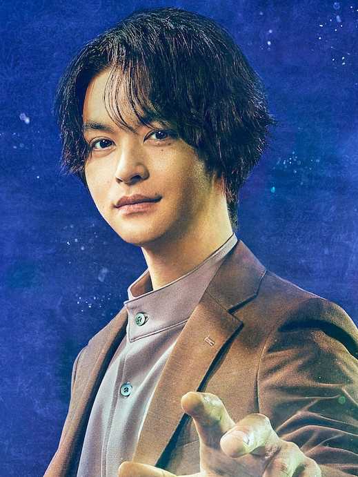 灵媒侦探城塚翡翠香月史郎