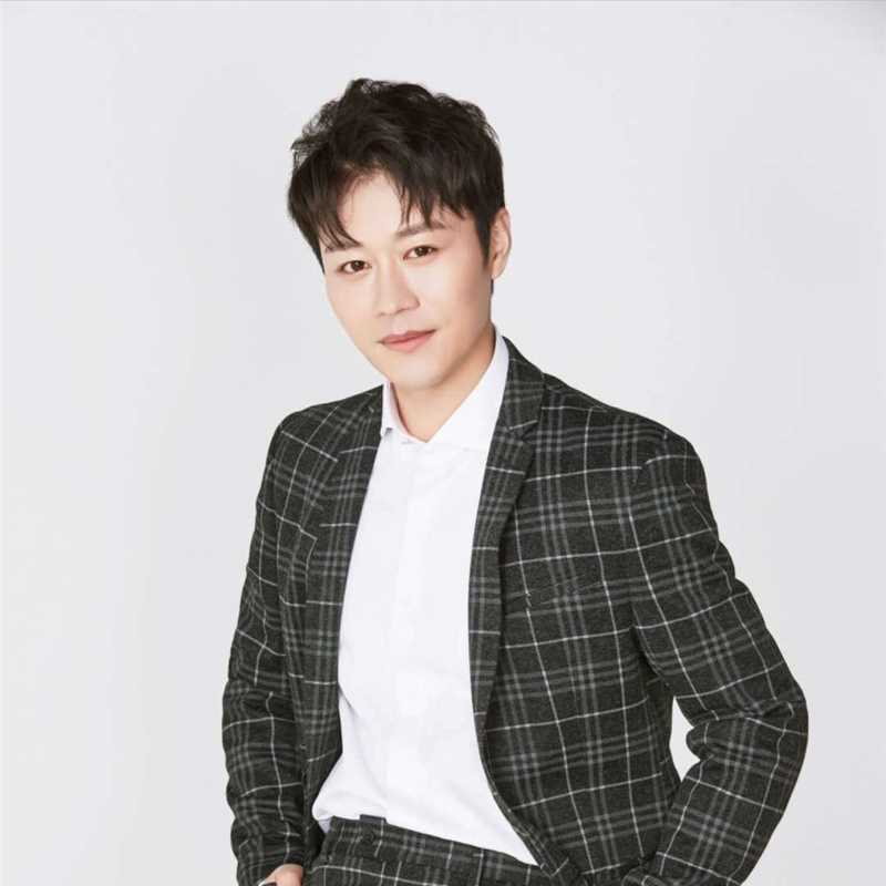 青春之骏周恩来