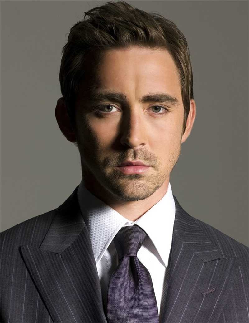 霍比特人：意外之旅瑟兰督伊