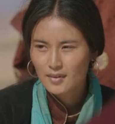 五彩神箭德吉的扮演者是德姬